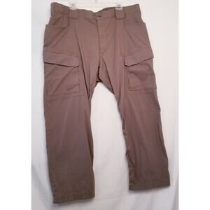 LN- Men's Duluth Trading On The Fly Brown Nylon Cargo Pants 9 Pockets Size 44X30